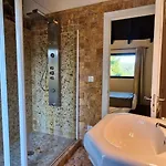 Yourhouse O Canton * Muinos (Ourense)