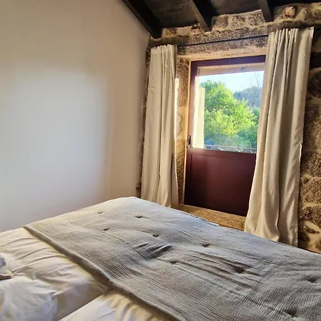 Yourhouse O Canton Muinos (Ourense)